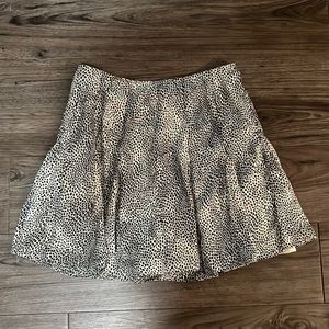 Wild Honey Small Satin Skirt, size small, zips up in back, never worn